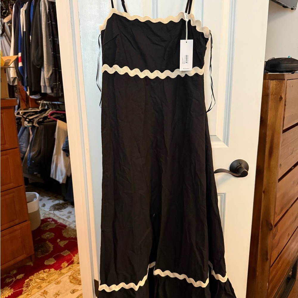 Petal & Pup Black and White Maxi Dress